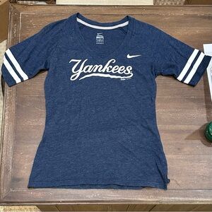 Flattering New York Yankees Blue Navy Nike Medium T-Shirt Genuine Merchandise